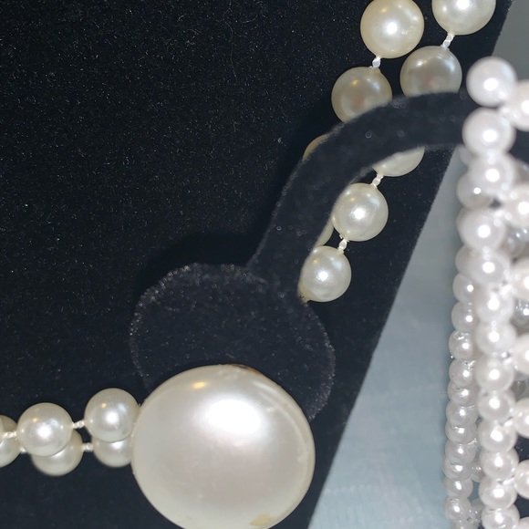 2 Long Pearl Strands Shorter Strand Bracelet Clip on Earrings Vintage Set - Picture 4 of 7